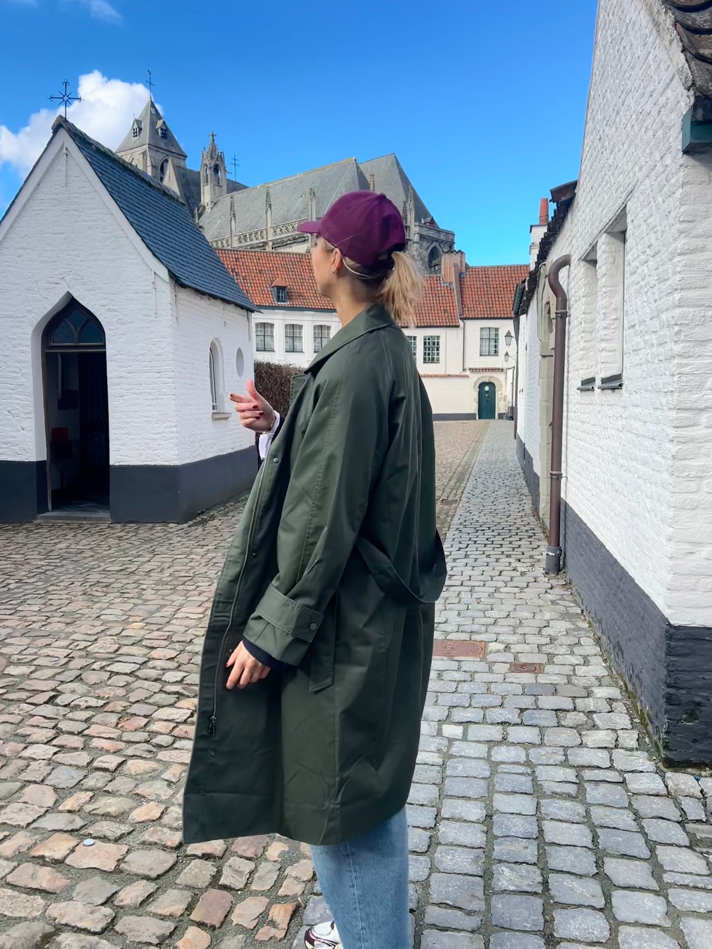 Long trenchcoat with belt