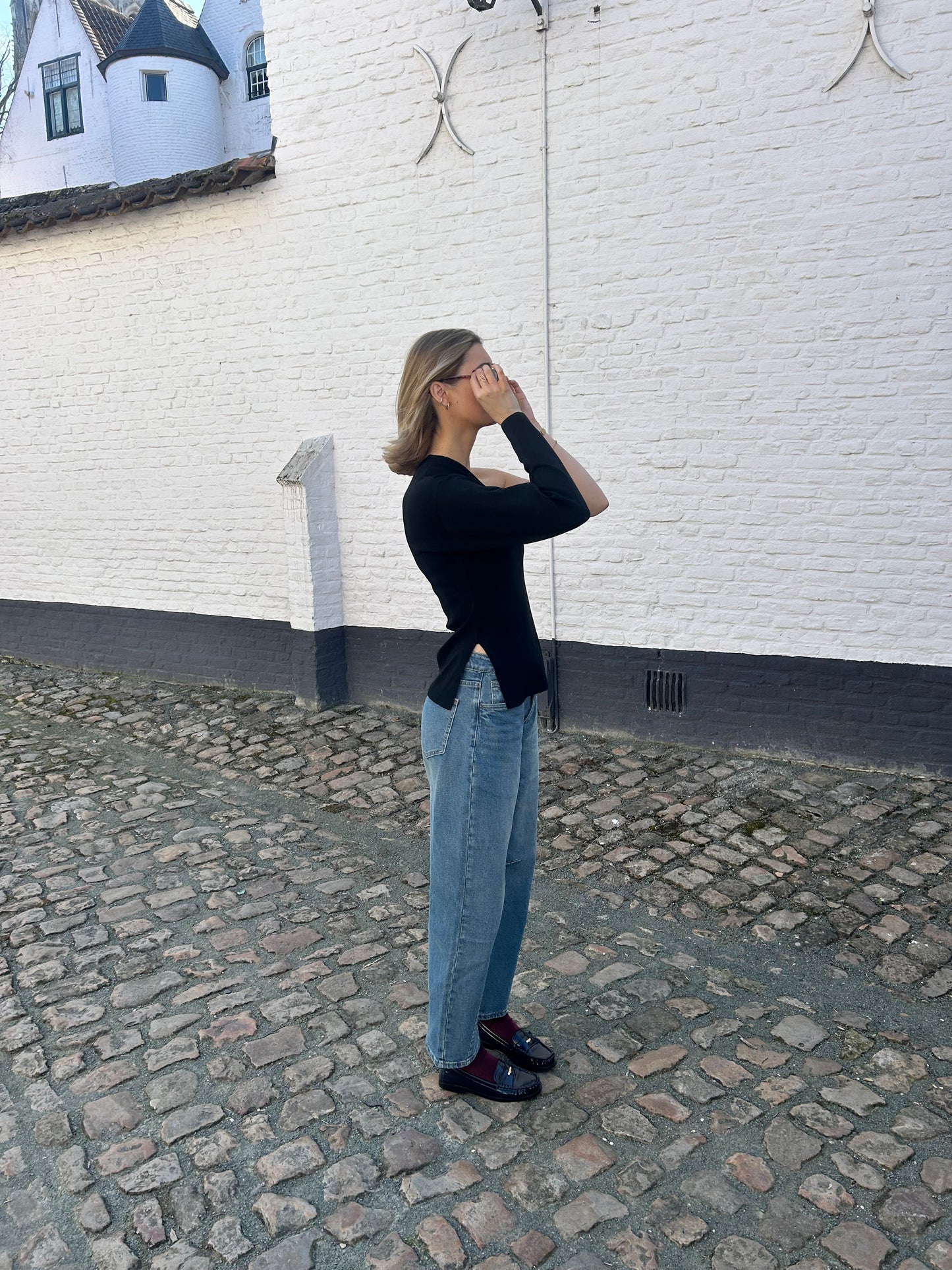 One shoulder top