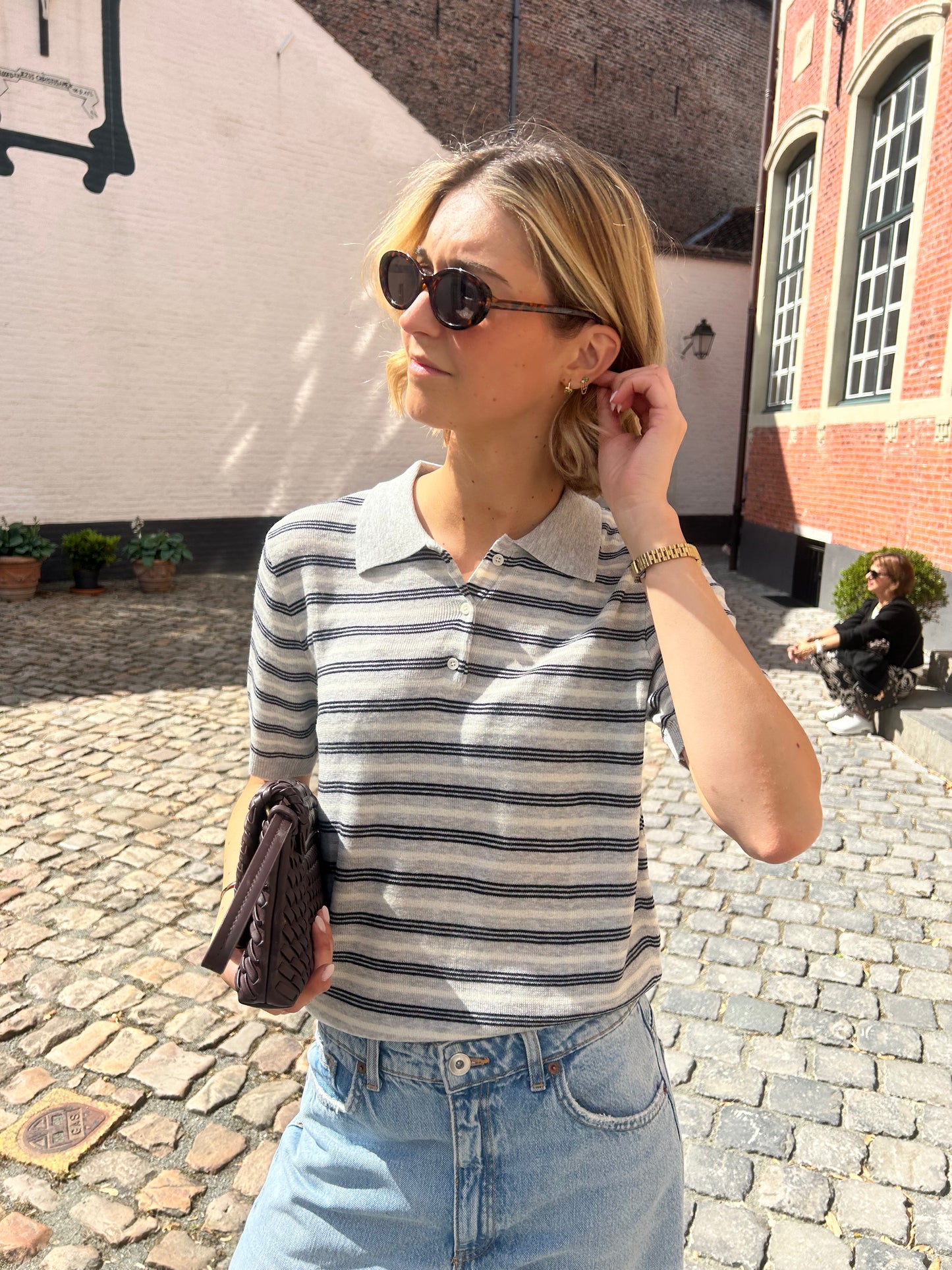 Striped short -sleeved polo shirt