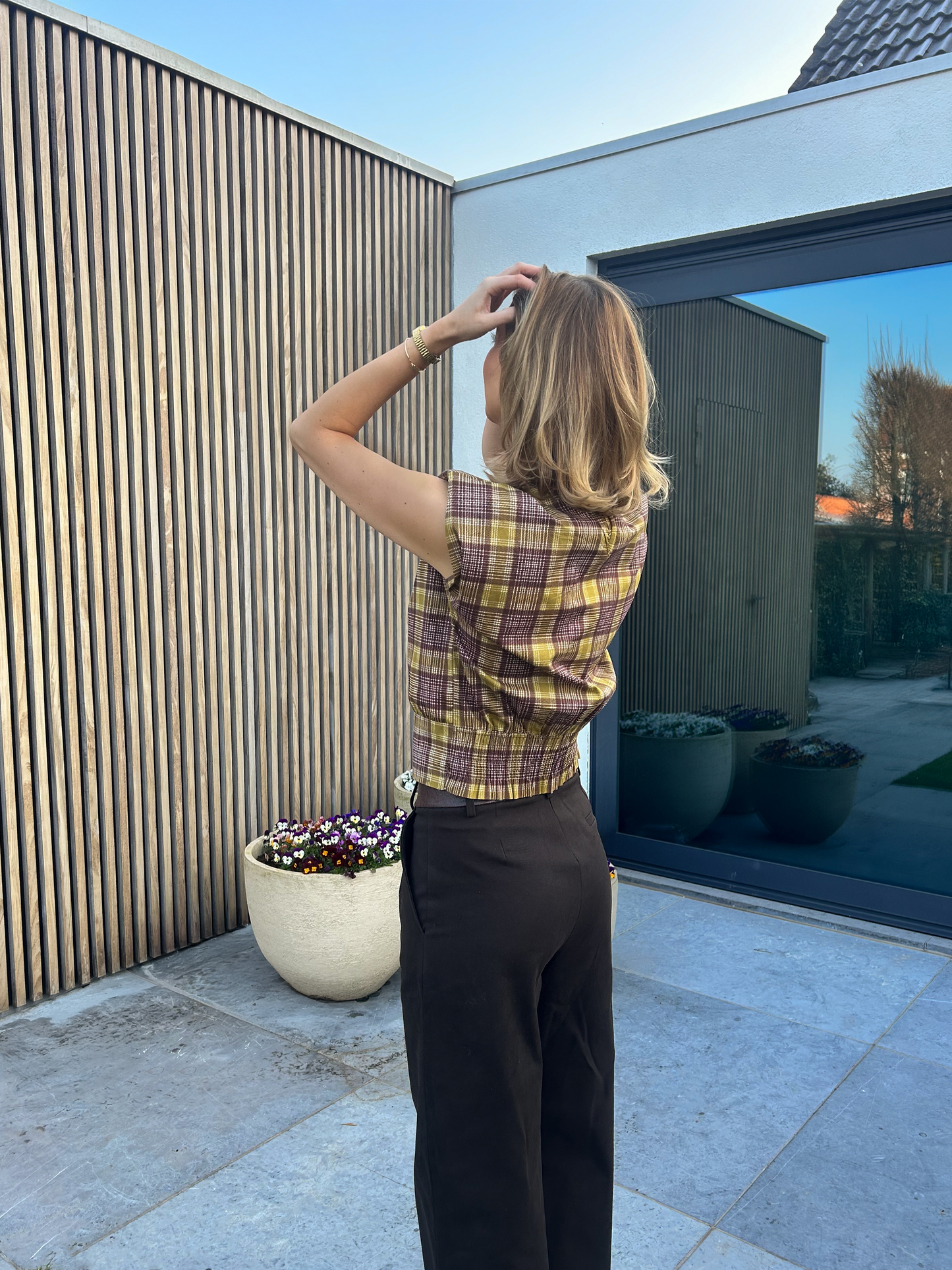 Shoulder pad top