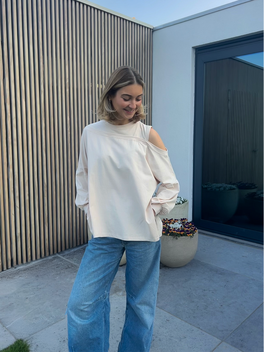 One shoulder t-shirt